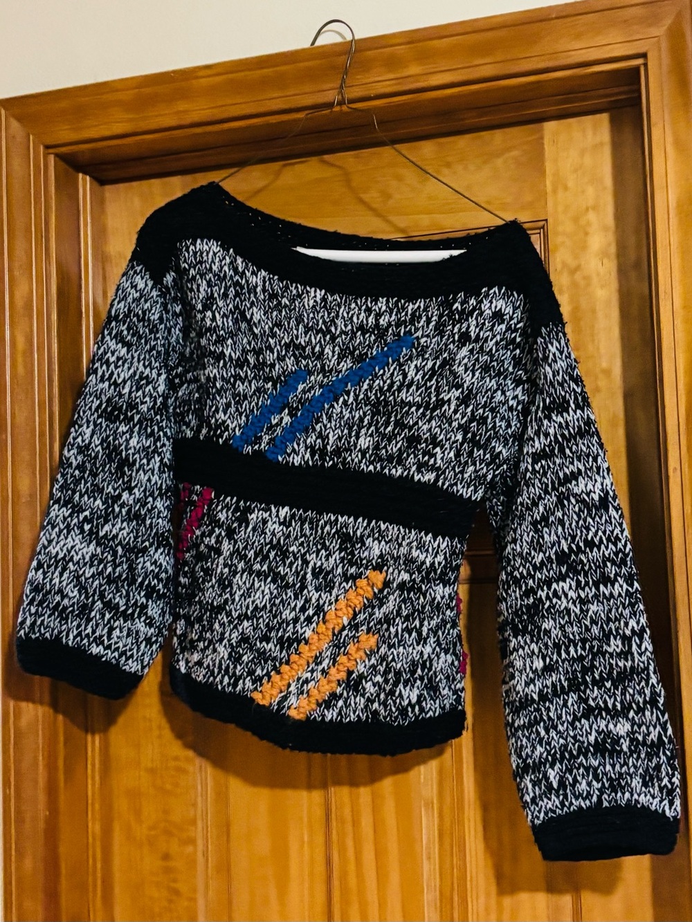 Liz Claiborne Vintage Black & White Marled Women’s Sweater with Color Accent - Picture 3 of 9